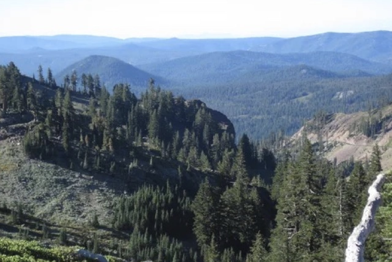 Manzanita Lake Campground