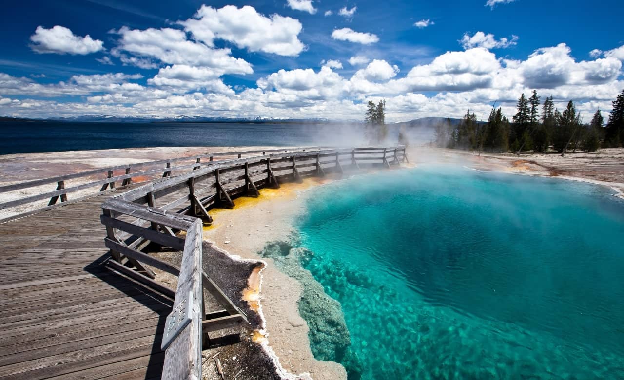 Hot Spring Closest to Me: The Most Relaxing Spots in the U.S. Worth Visiting
